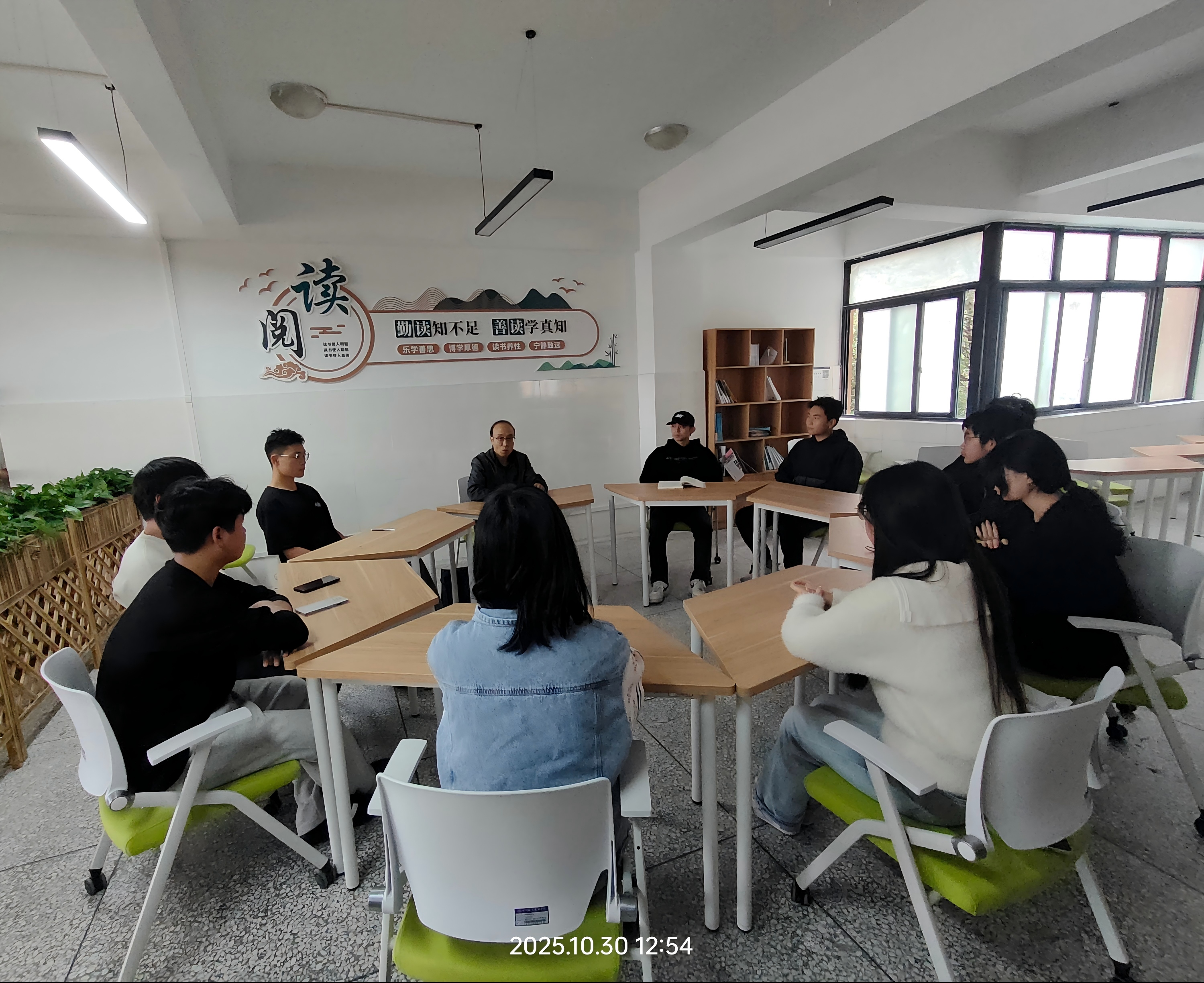 新闻稿08照片.jpg