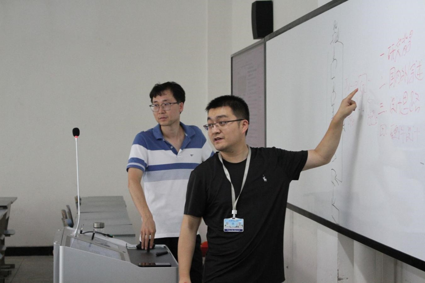 beat365官网学生在第十届全国大学生光电设计竞赛中斩获佳绩3.jpg